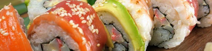 Roll to Door Sushi burger