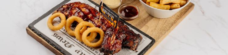 BRUNCH AMERICAN BBQ