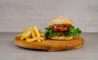 CRUNCHY CHICKEN BURGER-Z OCVRTIM PIŠČANCEM+POMMES FRITE