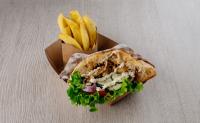 GYROS S TZAZIKI OMAKO+POMMES FRITES