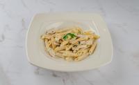 PERESNIKI S PIŠČANČJIM FILEJEM IN GORGONZOLO