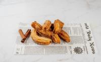 Toro churros s sladkorjem in cimetom