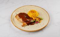 Pollo en salsa poblano