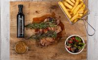 Kosilo BBQ Pork Chop s prilogo + pijača