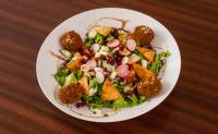 Fattoush falafel