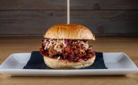 PULLED PORK BURGER