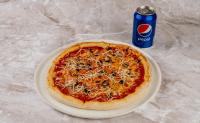 Domača pizza + Pepsi 0,33 l ploč.