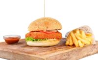 Burger z ocvrtim sirom